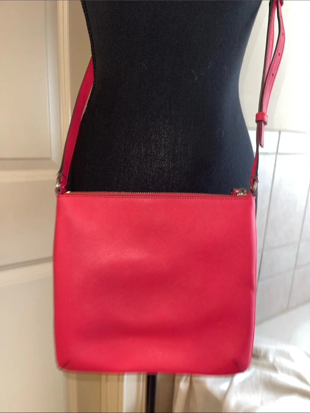Kate Spade Watermelon Pink Crossbody Bag - Sleek Zip Front Shoulder Purse